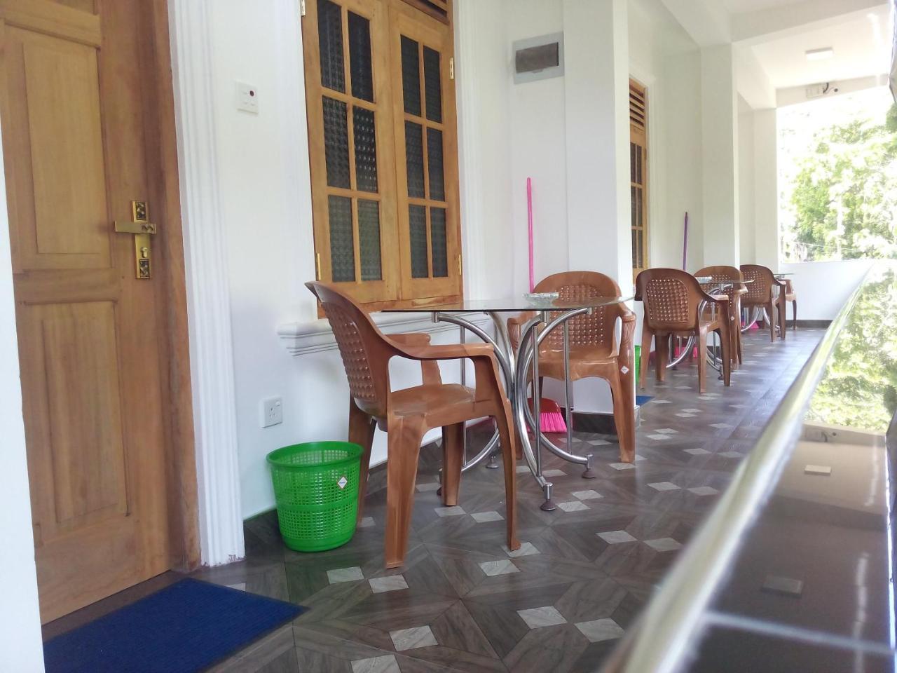 Lionka Guesthouse Mirissa Εξωτερικό φωτογραφία